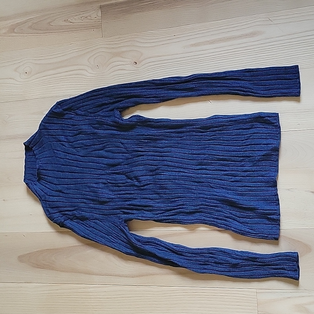 Banana Republic blue wool sweater sz S